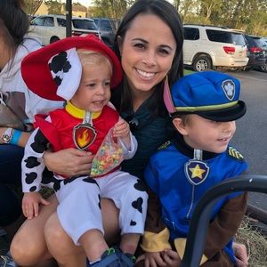 Meet your Posher, Lauren